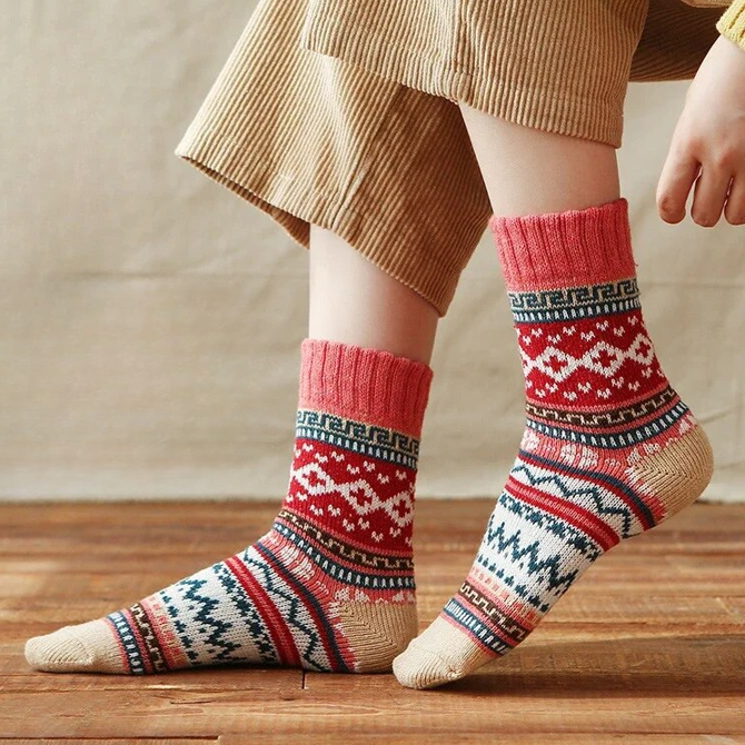 Cotton Blend Elastic Socks